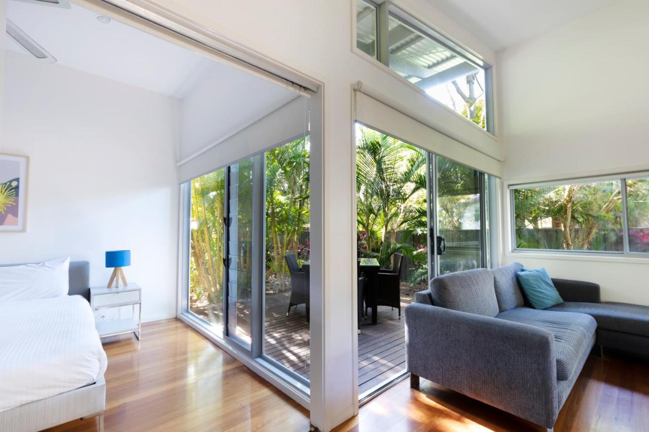 Mobys Beachside Retreat Blueys Beach Exterior photo