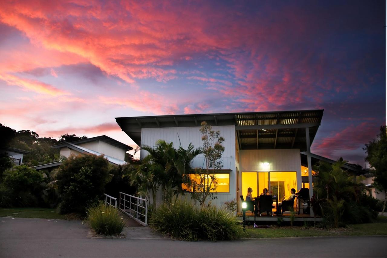 Mobys Beachside Retreat Aparthotel Blueys Beach Exterior photo