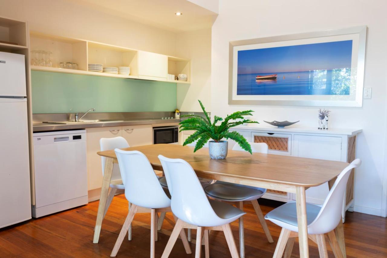 Mobys Beachside Retreat Blueys Beach Exterior photo