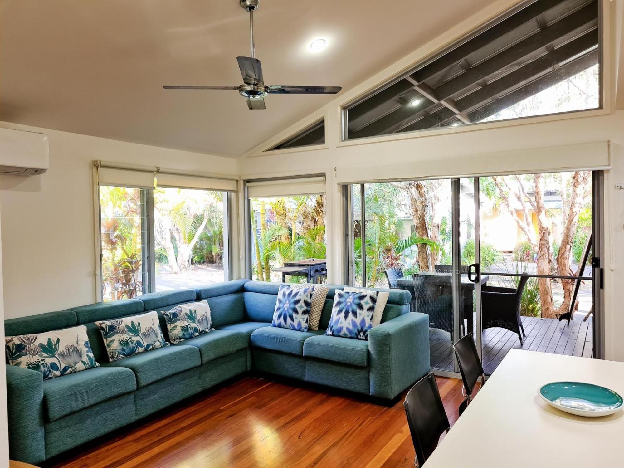 Mobys Beachside Retreat Blueys Beach Exterior photo
